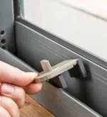 Locksmith Key Store Boca Raton, FL 561-330-5091 - broken-key-extraction